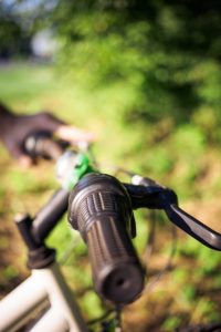 子供自転車 グリップ